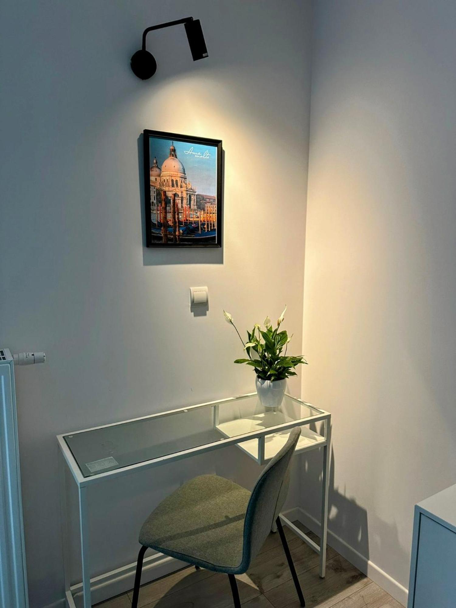 Mikro Aparty Bezplatny Parking Vratislav Exteriér fotografie